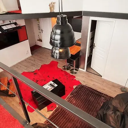 Only Loft Brotteaux-part Dieu Apartment