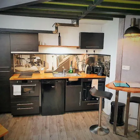 Only Loft Brotteaux-part Dieu Apartment *